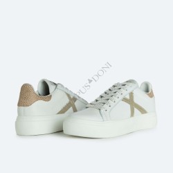 MUNICH - MUNICH RETE SKY 52 - DONNA